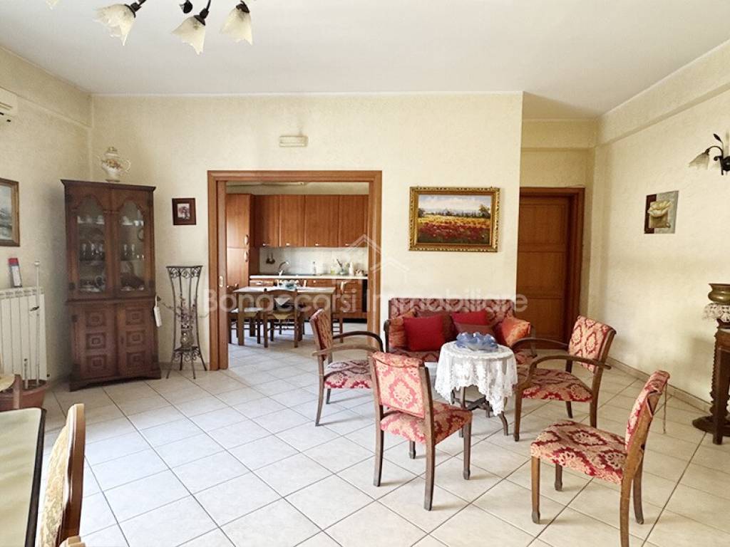 Appartamento a Corigliano-rossano in Via Madre Isabella De Rosis, 8 - Foto 3