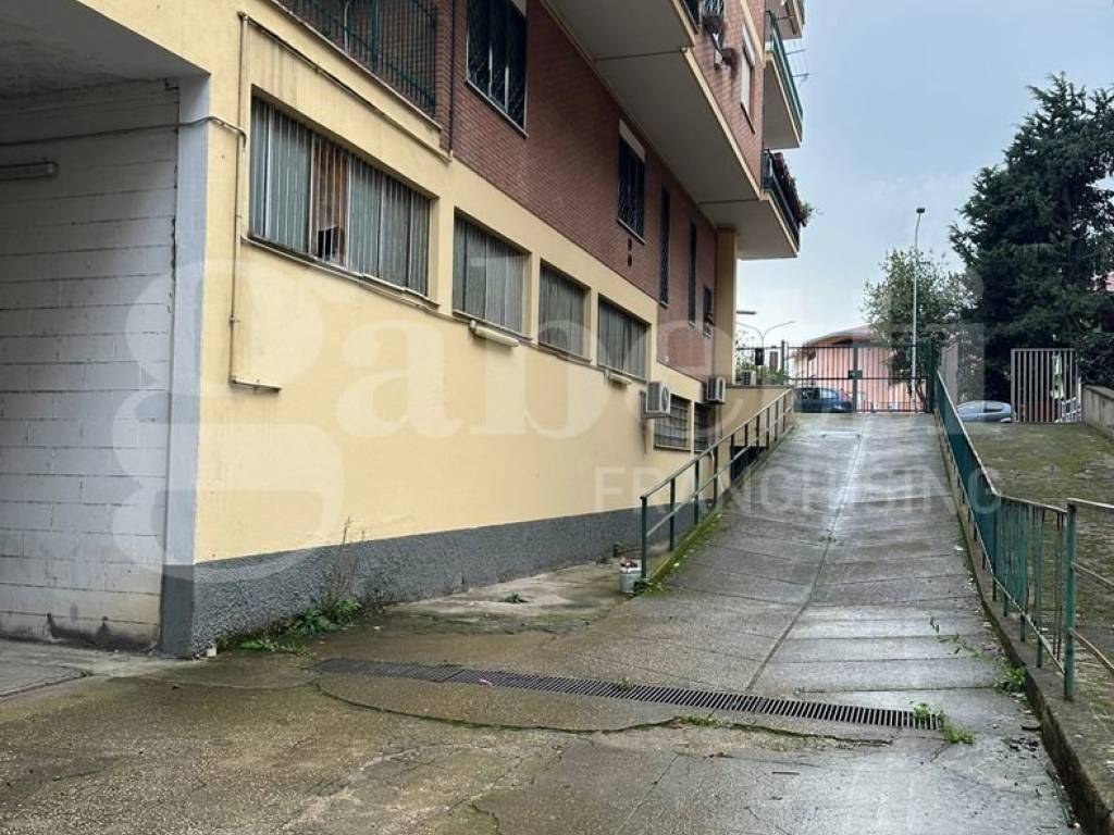 Immobile a Aprilia in IV Novembre, 17 - Foto 4