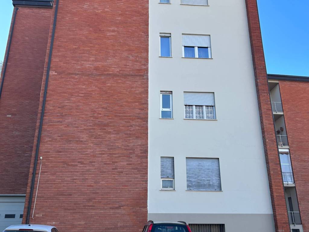 Appartamento a Alba in Strada Rorine, 29 - Foto 2