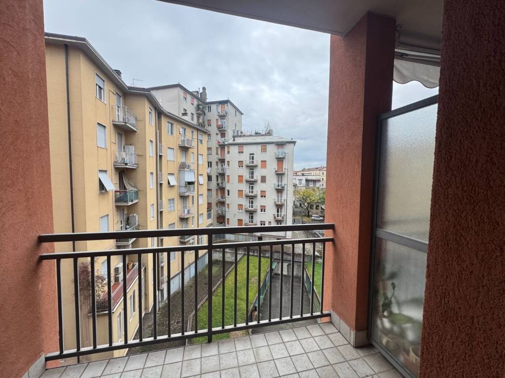 Appartamento a Bergamo in Via Gianforte Suardi 7 - Foto 4