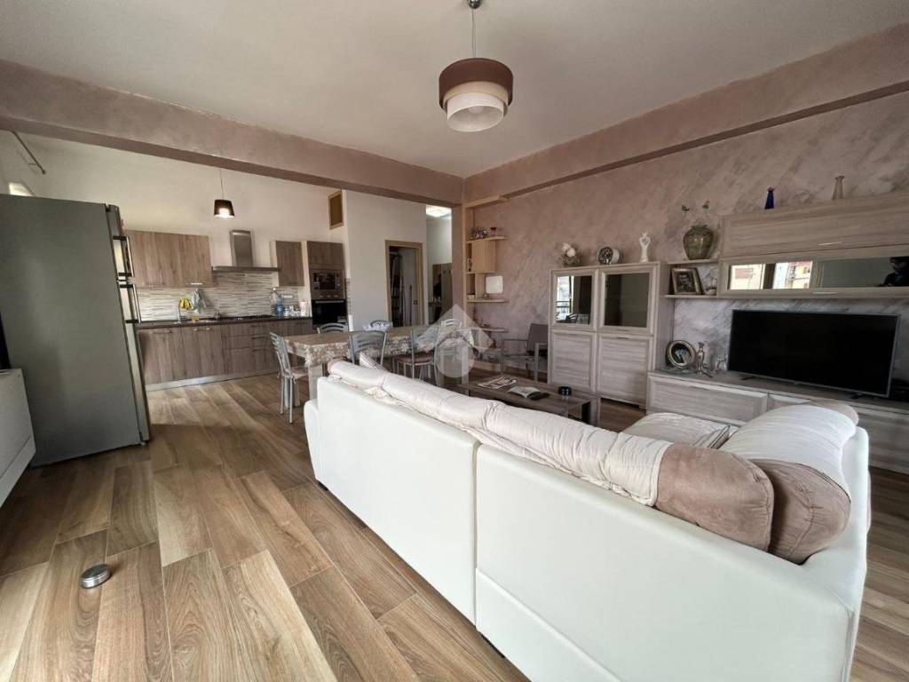 Appartamento a Corigliano-rossano in Via Dante Alighieri, 52 - Foto 4