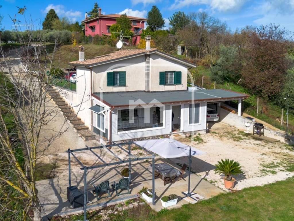 Villa a Palestrina in Via Colle Righetta - Foto 4