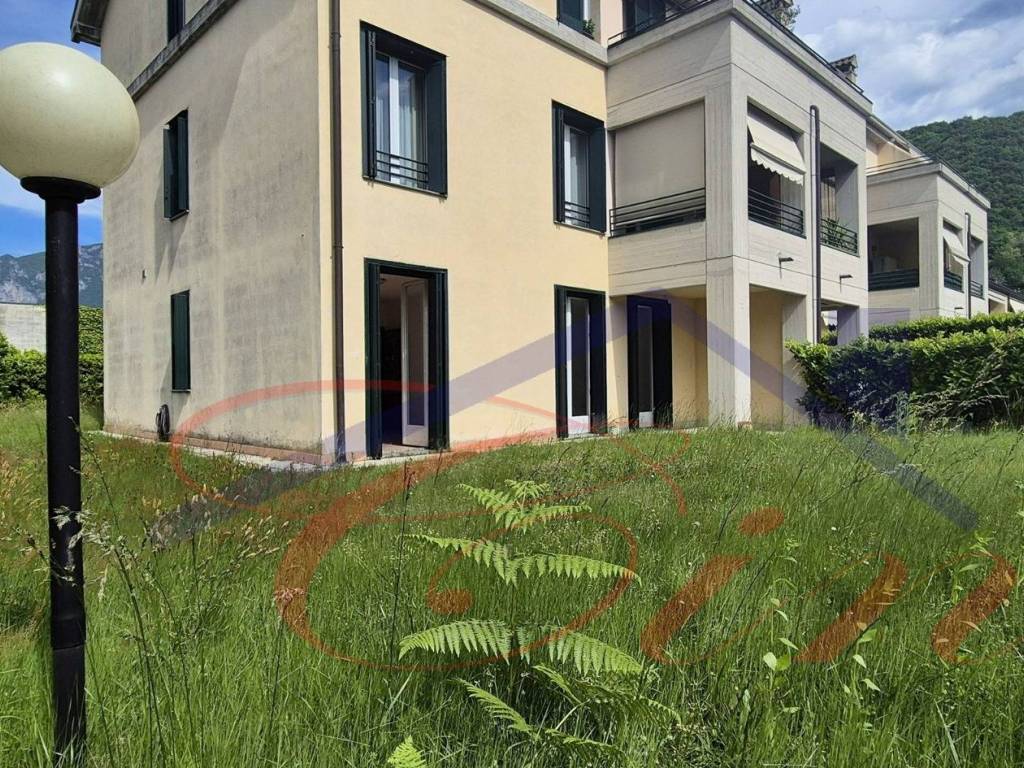 Appartamento a Malgrate in Via Lorenzina - Foto 2