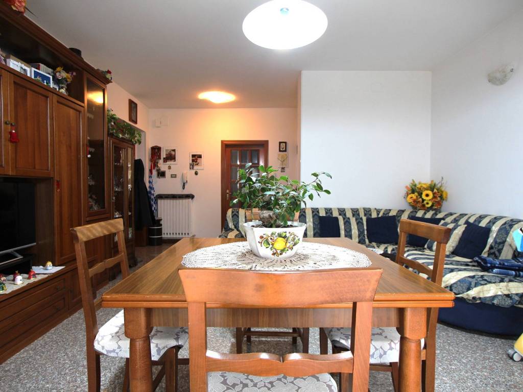 Appartamento a Folignano in Viale Venezia - Foto 3