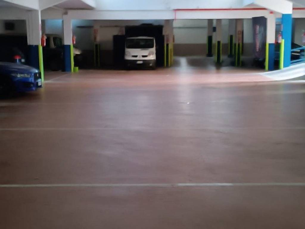 Box / garage a Grugliasco in Via Francesco Baracca - Foto 5
