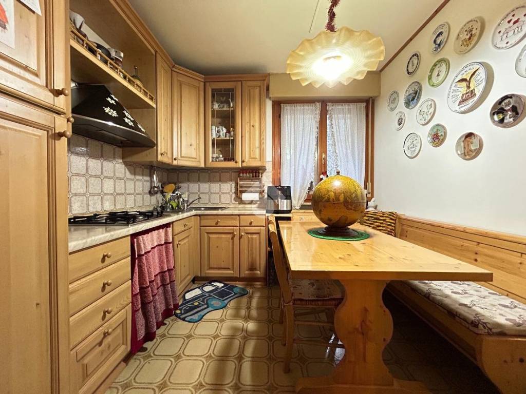 Appartamento a Arta terme in Via Gortani, 37 - Foto 2