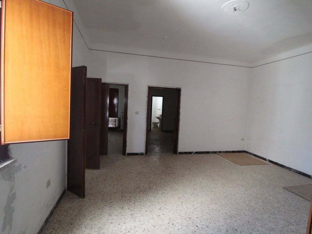 Appartamento a Grottaglie in Via Sassari, 12 - Foto 2