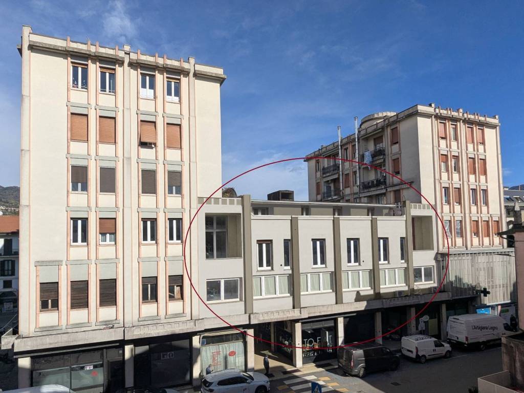 Attico / mansarda a Verbania in Piazza Giacomo Matteotti - Foto 2