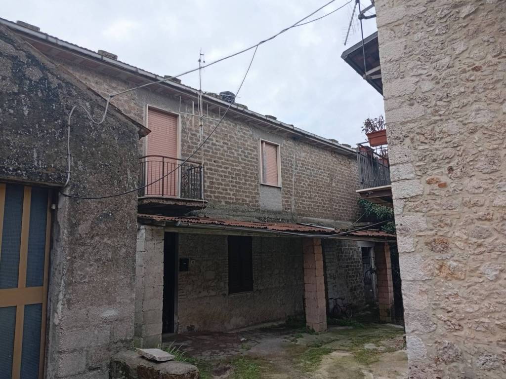 Casa indipendente a Veroli in Via Pastena, 20 - Foto 2