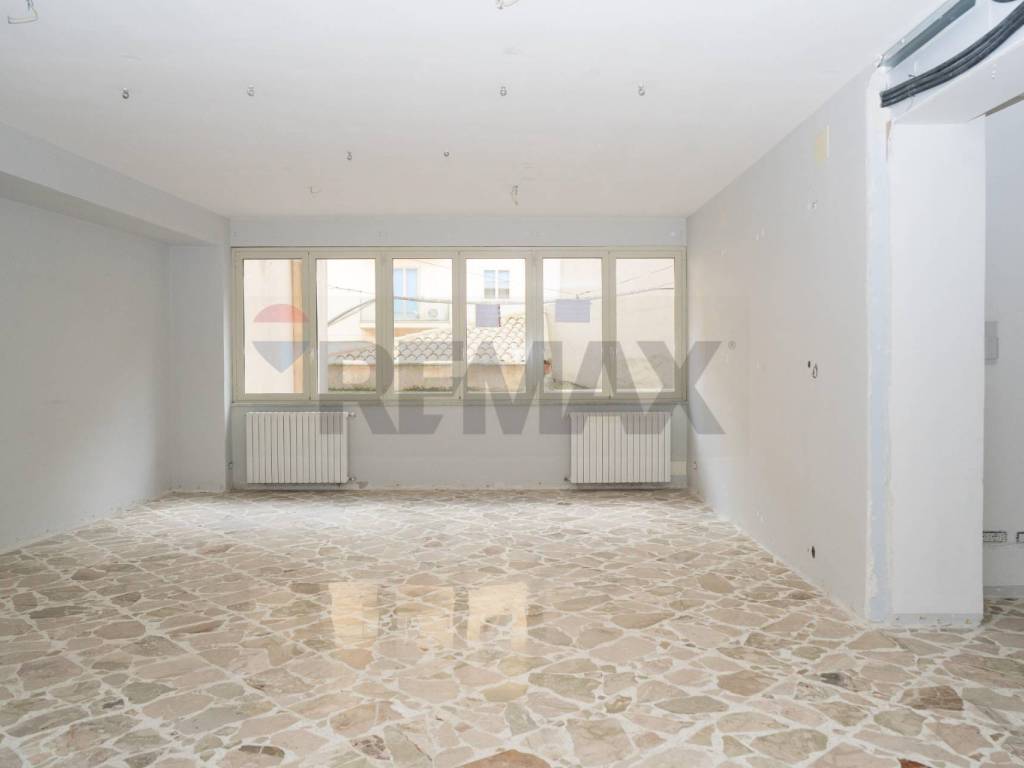 Immobile a Enna in Via Roma, 299 - Foto 2