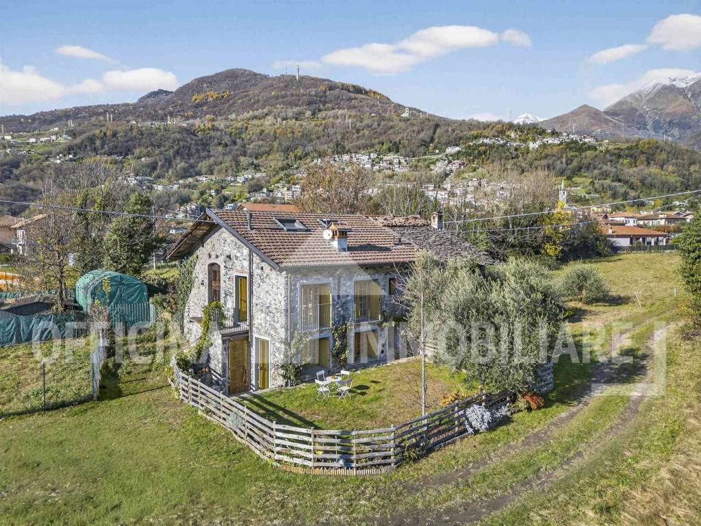 Casa indipendente a Gravedona ed uniti in Via Alla Poncia, 212 - Foto 2