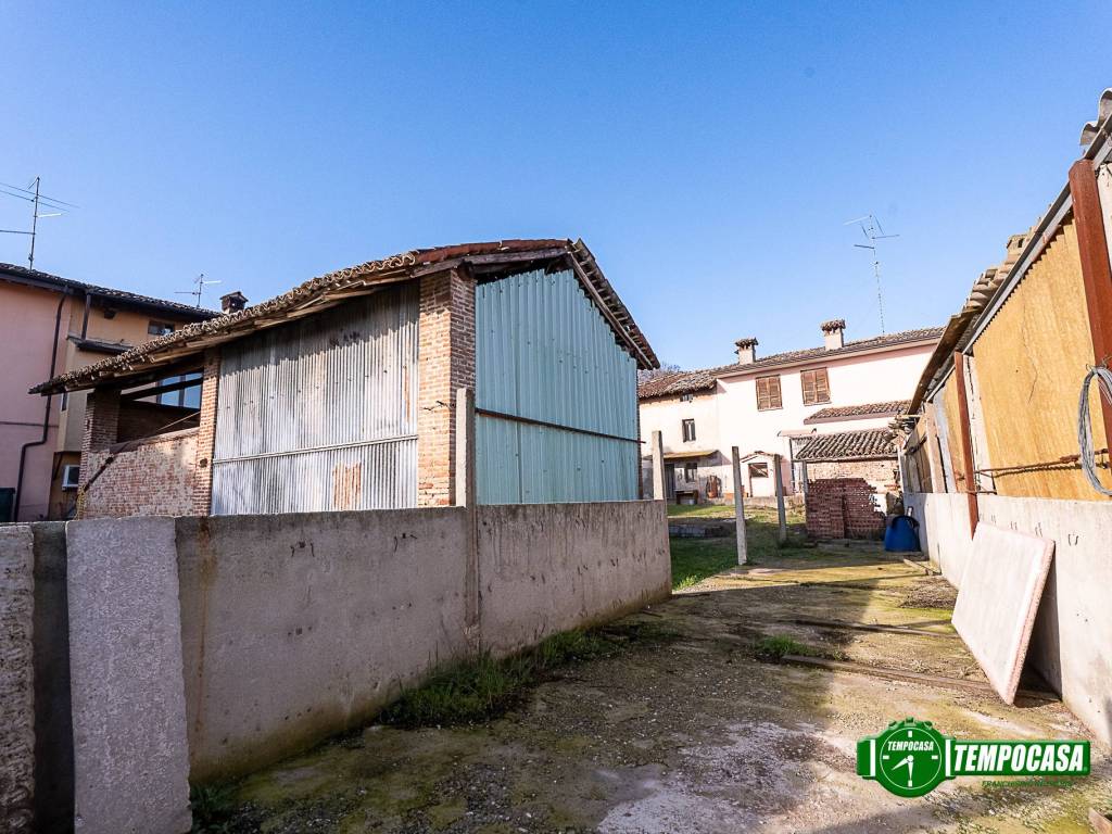 Casa indipendente a Borgonovo val tidone in Frazione Castelnovo - Foto 3
