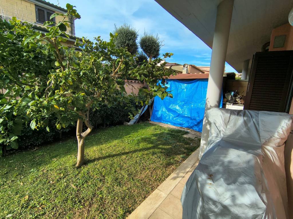 Villa a Ladispoli in Via Praga - Foto 2