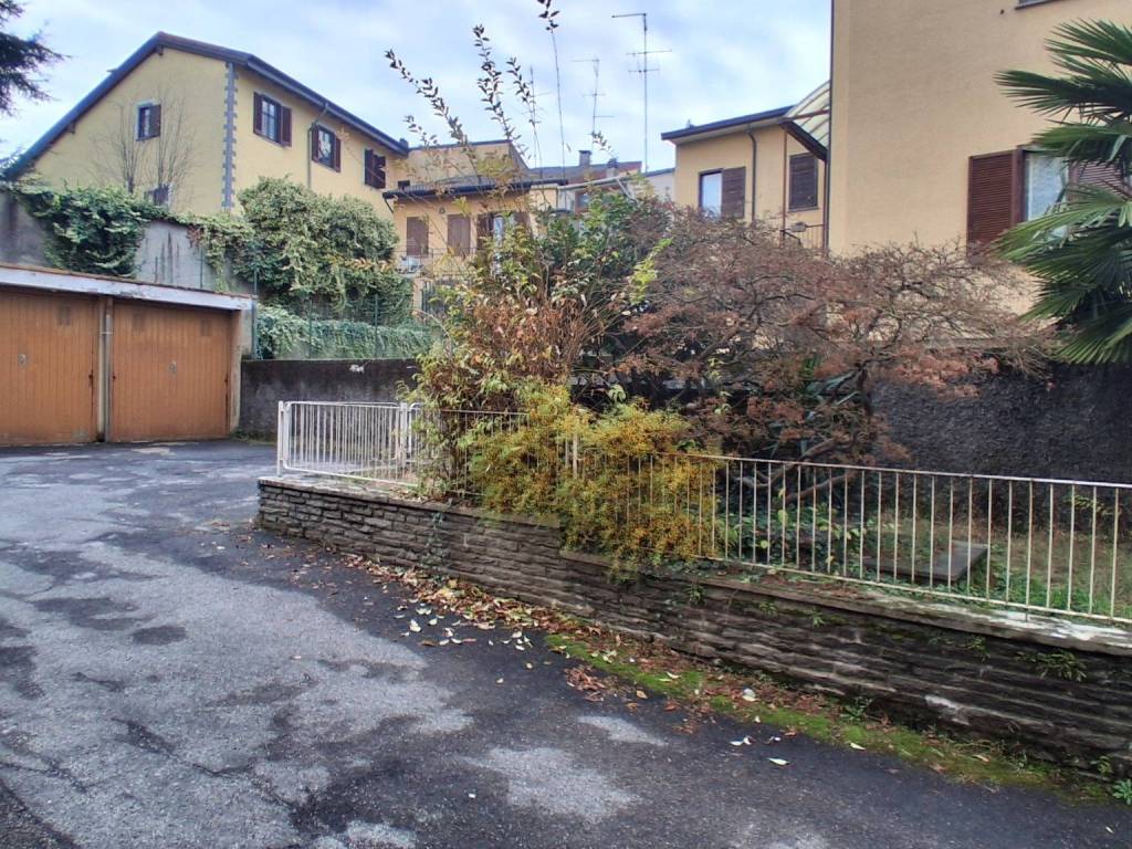 Appartamento a Lomazzo in Via della Pace - Foto 4