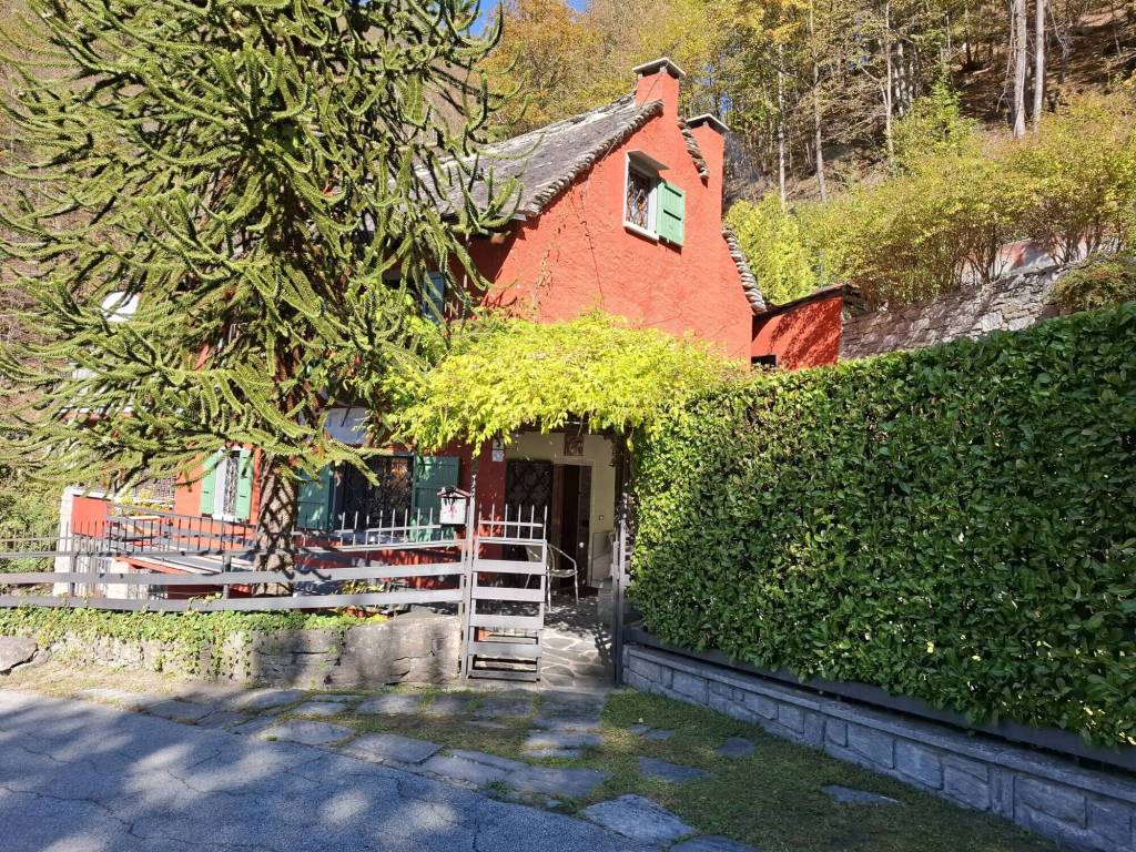 Villa a Druogno in Loc.tà Maglietto, 2 - Foto 4