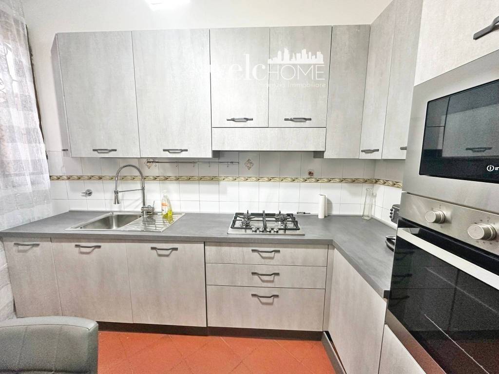 Appartamento a Campi bisenzio in Via Alfredo Catalani - Foto 3