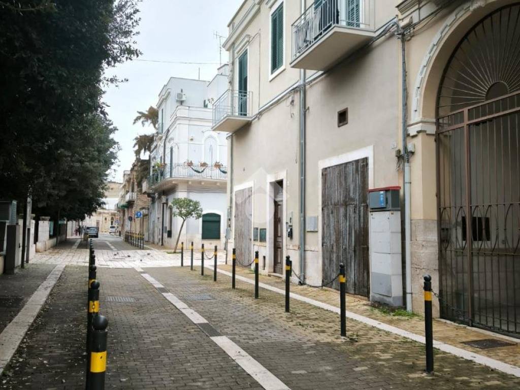 Casa indipendente a Noicattaro in Piazza Vittorio Emanuele III, 1 - Foto 4