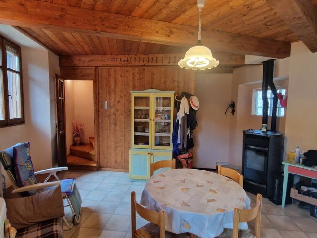 Casa indipendente a Armeno in Località Borgata Bassola - Foto 4