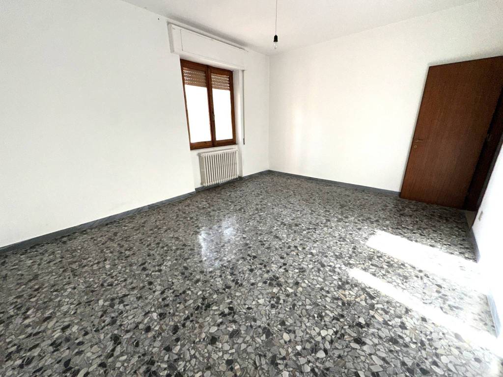 Appartamento a Nuoro in Via Peppino Catte - Foto 2