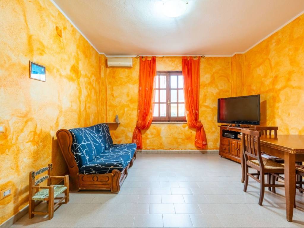 Appartamento a Capoterra in Via Morosini - Foto 2