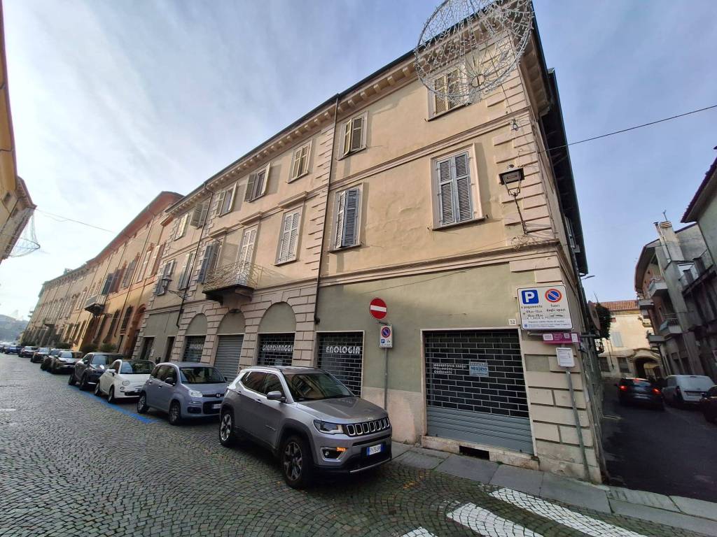 Immobile a Casale monferrato in Via Giuseppe Garibaldi, 30 - Foto 2