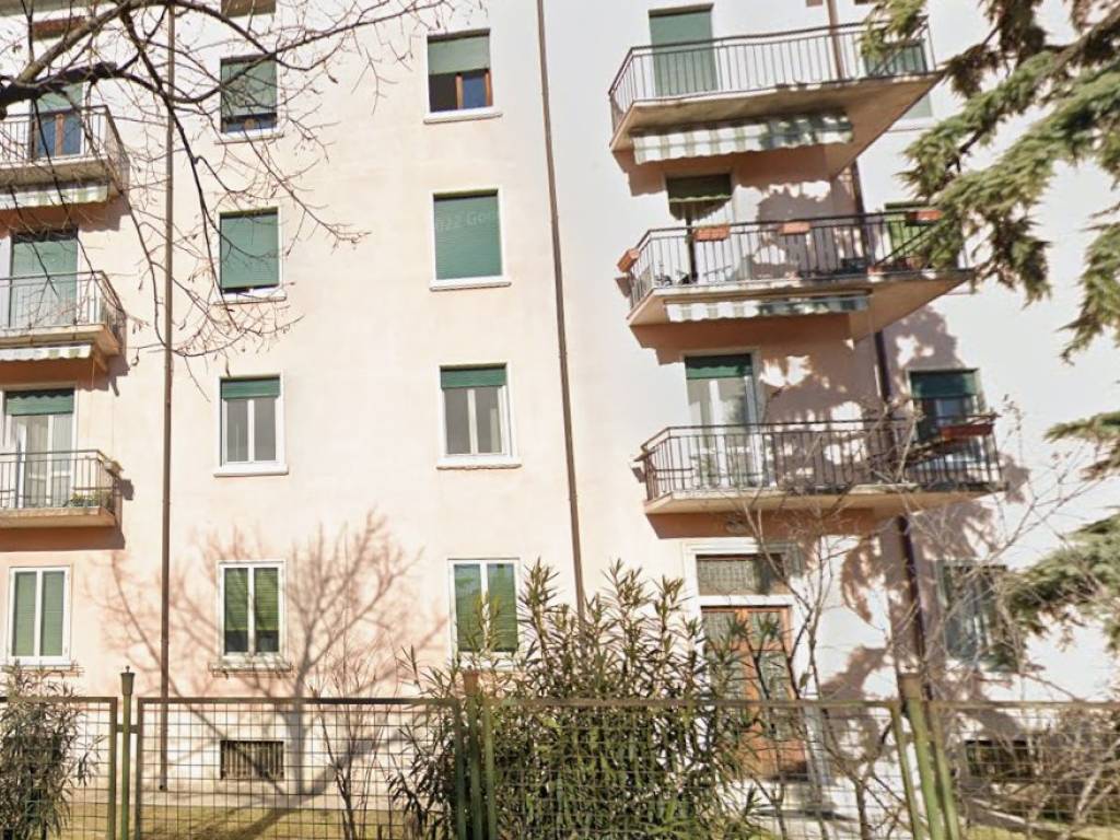Appartamento a Verona in Via Bengasi, 3 - Foto 2
