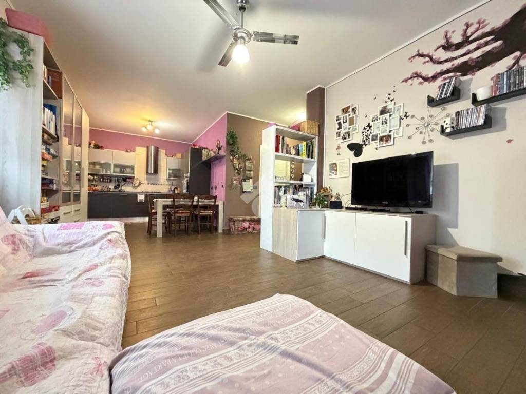 Villa a Orbassano in Via Luigi Einaudi, 49 - Foto 3