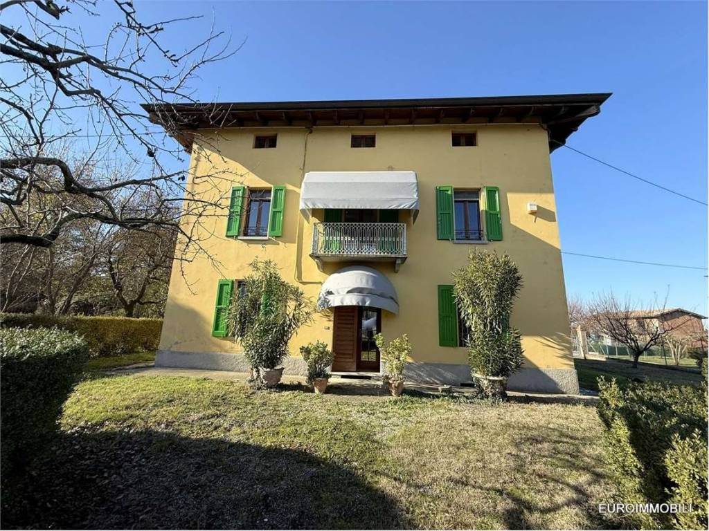 Casa indipendente a Traversetolo in Strada del bottone - Foto 2