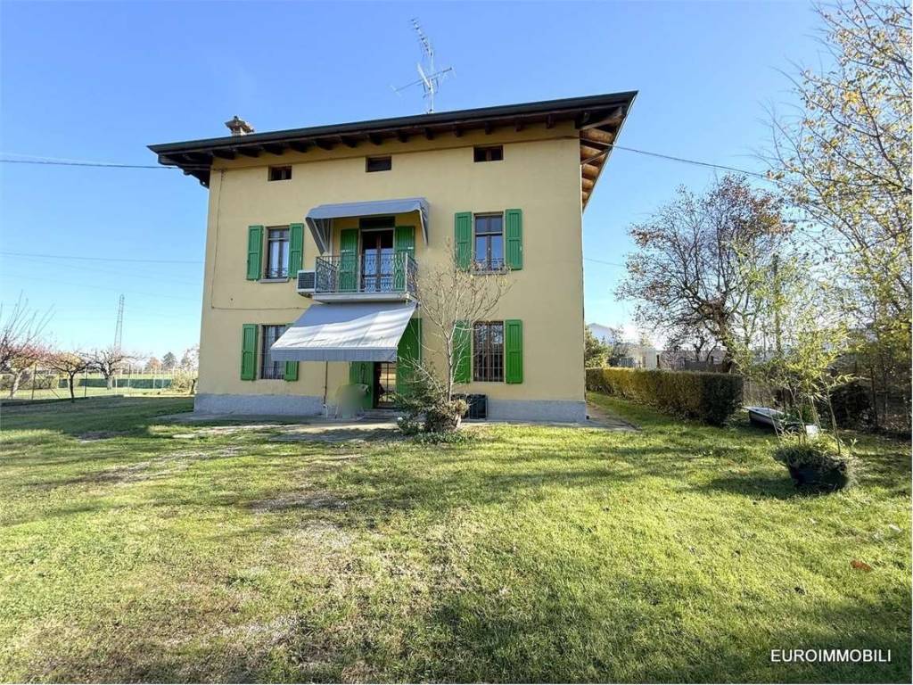 Casa indipendente a Traversetolo in Strada del bottone - Foto 3