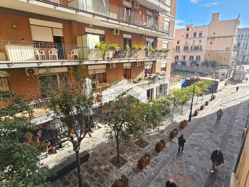Appartamento a Portici in Via Bellucci Sessa, 3 - Foto 2