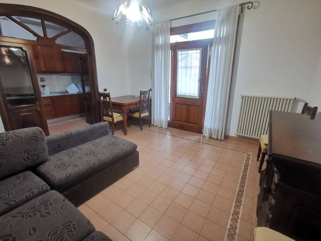 Appartamento a Prato in Via Tobbianese - Foto 3