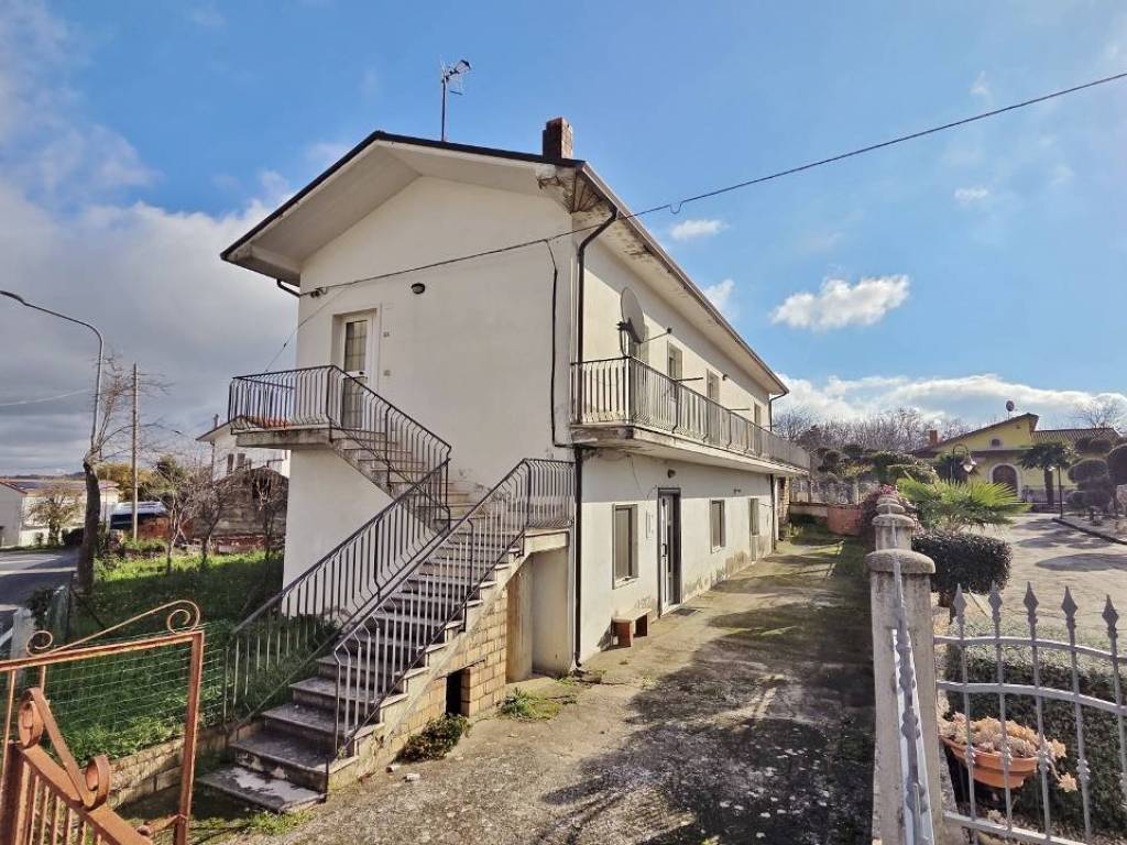 Casa indipendente a Vallesaccarda in SP 144, 101 - Foto 3