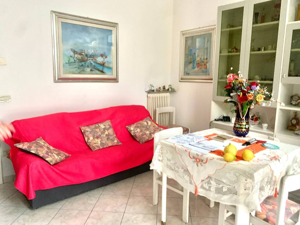Appartamento a Riccione in Viale Luigi Settembrini - Foto 3