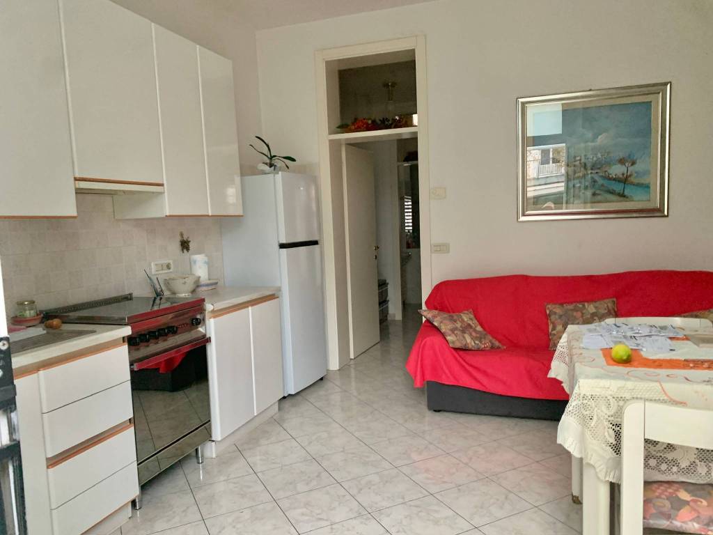 Appartamento a Riccione in Viale Luigi Settembrini - Foto 4