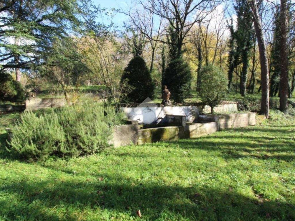 Rustico / casale a Poggio moiano in Via Salaria Vecchia, 2 - Foto 3