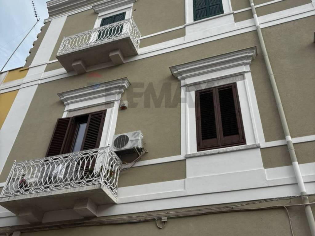 Appartamento a Trani in Via Simone De Brado, 67 - Foto 2