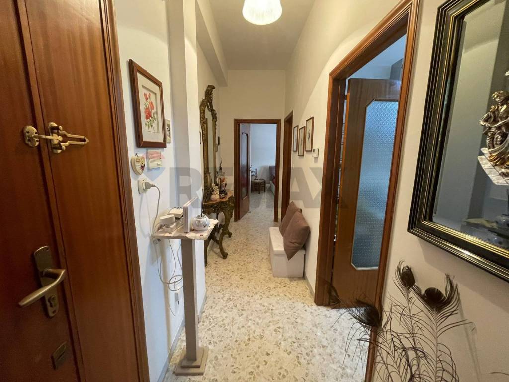 Appartamento a Trani in Via Generale Badoglio, 65 - Foto 3