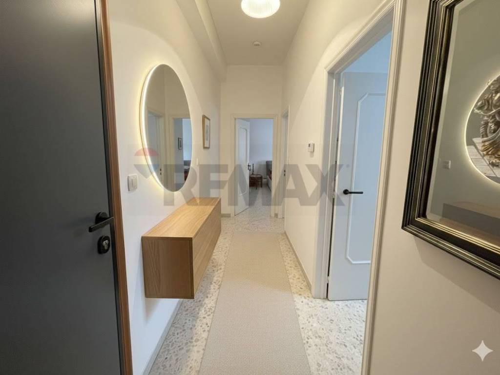 Appartamento a Trani in Via Generale Badoglio, 65 - Foto 4