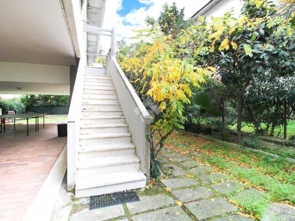 Casa indipendente a Tortoreto in Via Ludovico Ariosto, 11 - Foto 3