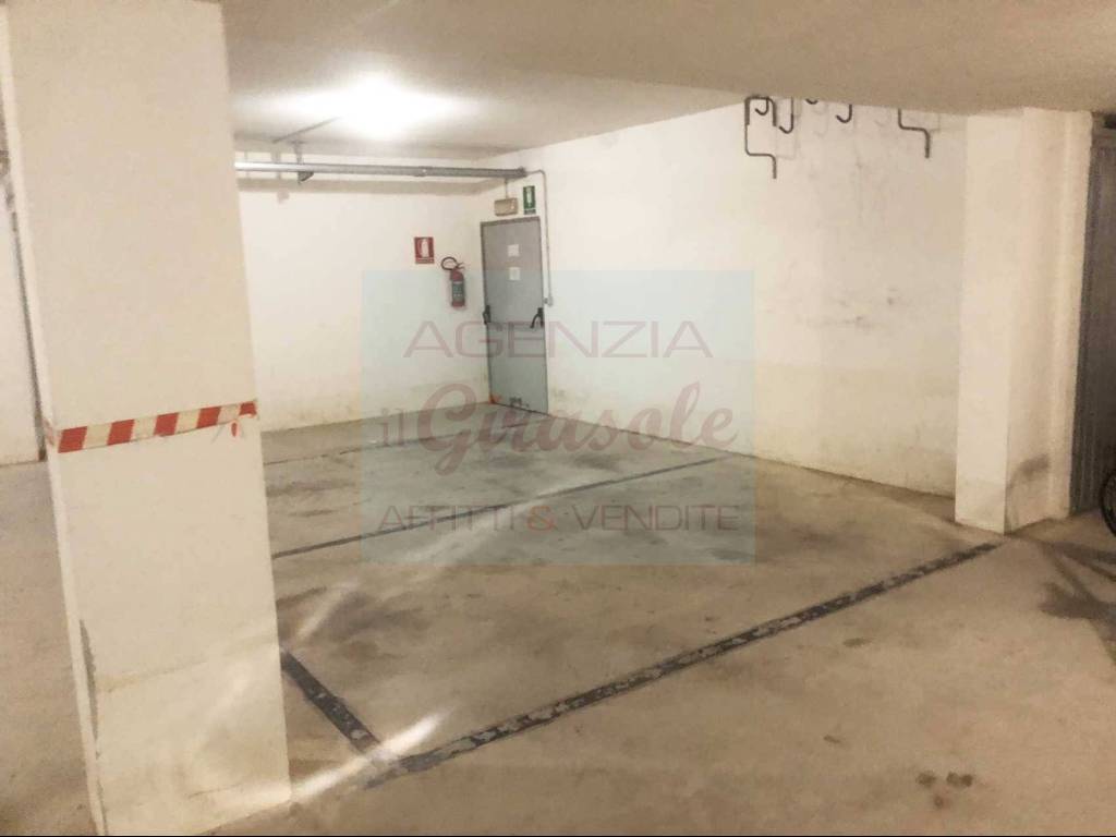 Box / garage a Tortoreto in Via 4 Novembre, 17 - Foto 5