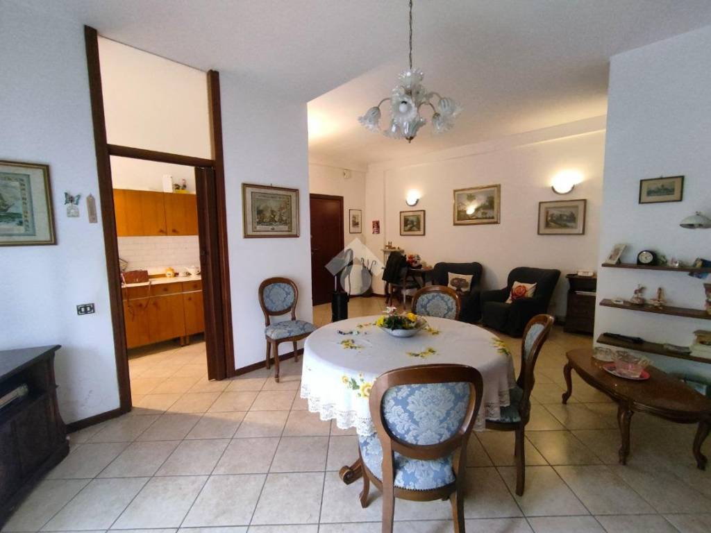 Appartamento a Robecco sul naviglio in Via Pietrasanta, 013 - Foto 3