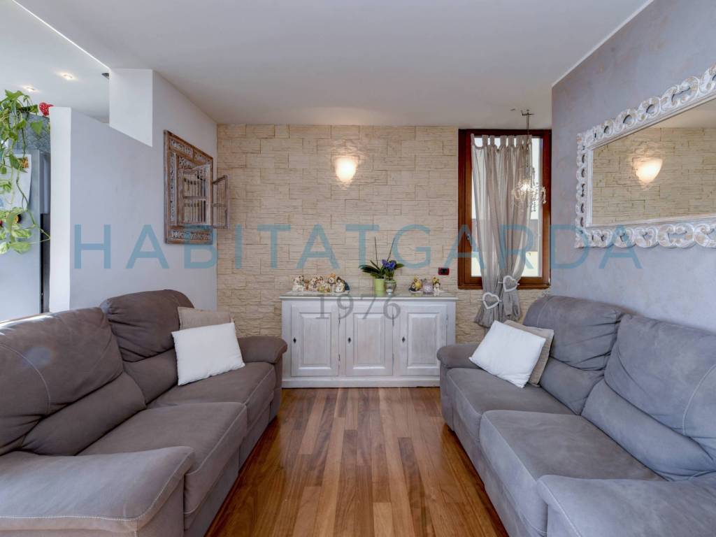 Appartamento a Gardone riviera in via della piazza, 7 - Foto 3