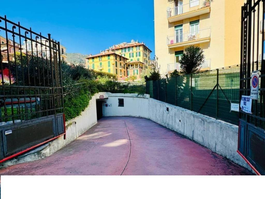 Box / garage a Arenzano in Via Sauli Pallavicino, 72 - Foto 4