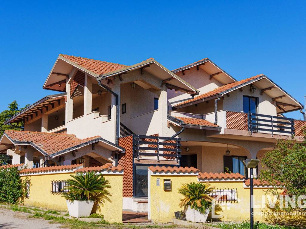 Villa a Loreto aprutino in Contrada Rielli, 1 - Foto 2