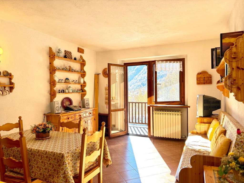 Appartamento a Pragelato in Via Rohrbach, 28 - Foto 3