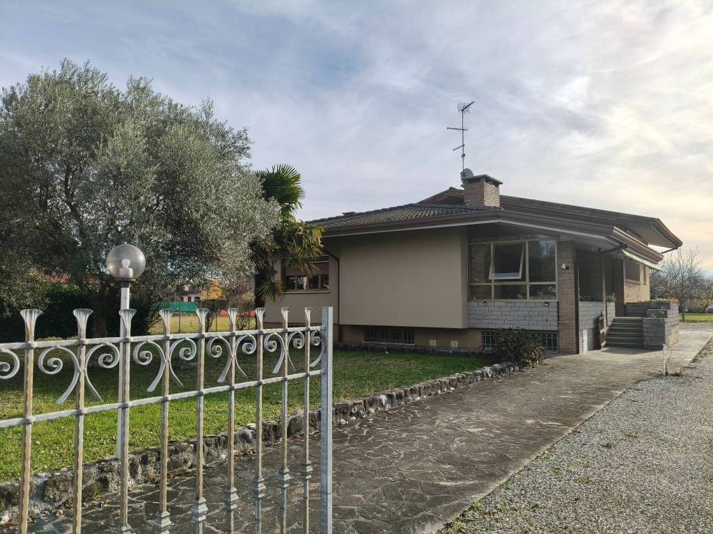 Villa a Gonars in Via Cormons, 42 - Foto 2