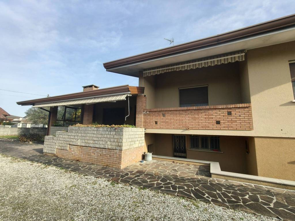 Villa a Gonars in Via Cormons, 42 - Foto 3