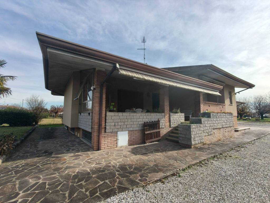 Villa a Gonars in Via Cormons, 42 - Foto 4