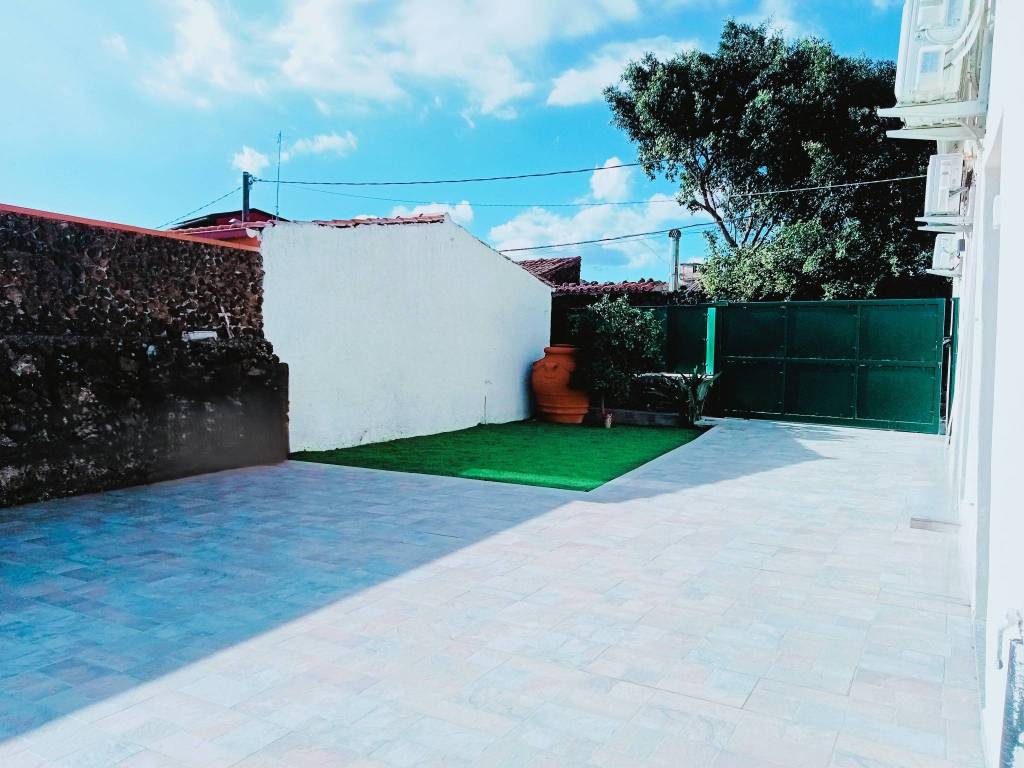 Villa a Gravina di catania in Via Alessandro Volta - Foto 5