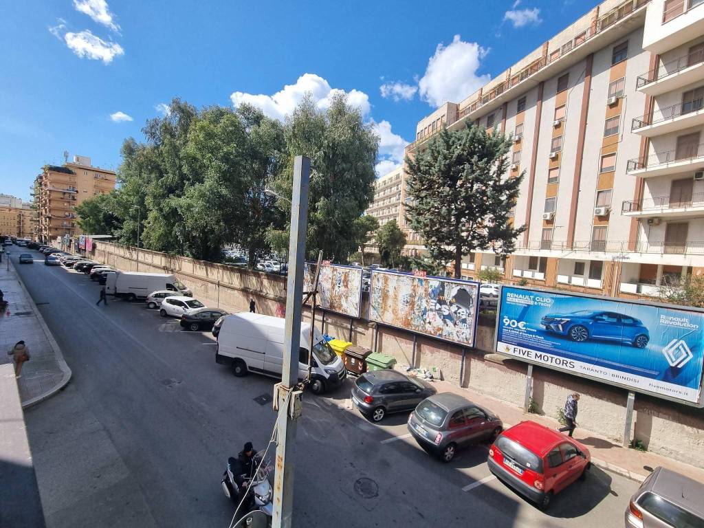 Appartamento a Taranto in Via Tito Minniti, 45 - Foto 4
